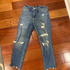 hollister distressed straight leg jeans